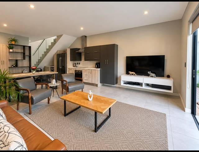 2 BEDROOM PROPERTY TO RENT IN MENLO PARK